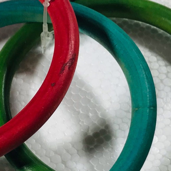 Vintage Wood Bangle Set - Picture 11 of 12